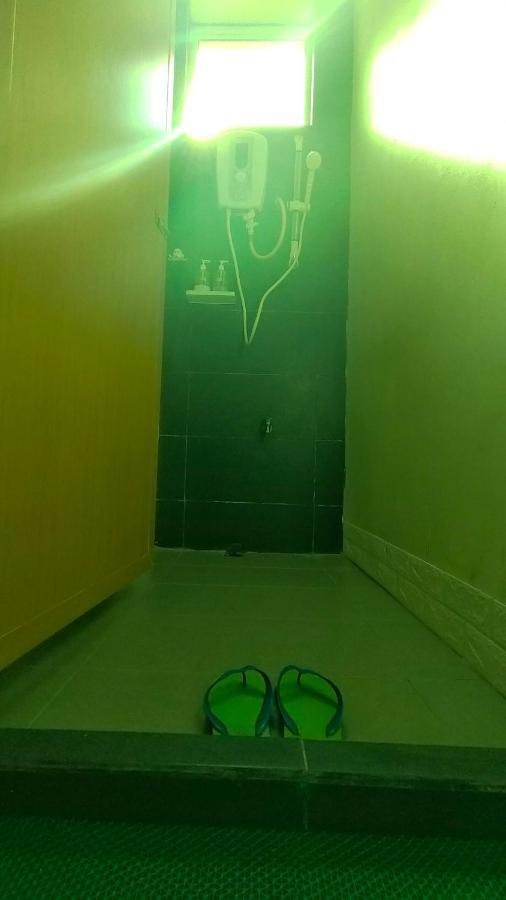 Kuree Hut Hotel Semporna Kültér fotó